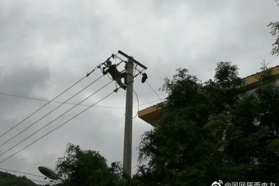 略陽電力：加快線路改造 力?？蛻羰嫘挠秒? title=