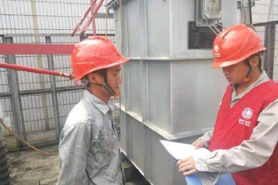 110千伏方家?guī)X變電站開(kāi)展電容器支柱瓷瓶斷裂更換工作，及時(shí)消除設(shè)備缺陷，