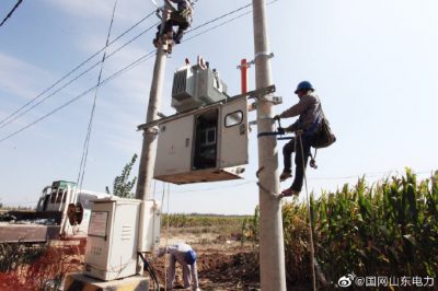 楊廟臺(tái)區(qū)機(jī)井灌溉用電線(xiàn)路進(jìn)行改造