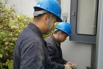 鄠邑區(qū)供電公司排除各類故障  力?？蛻艄╇? title=
