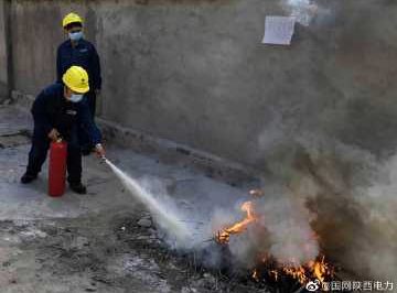 【起火了？莫慌！消防演練我們是認(rèn)真的】為提高變電運維人員的消防安全意識
