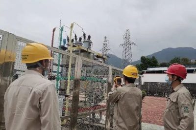 “兩會”保電，我們堅守在崗