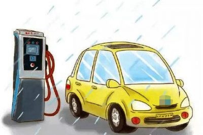 狂風暴雨之下，電動汽車能上路嗎？