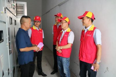 國網平陽縣供電公司組織開展安全用電進企業(yè)活動