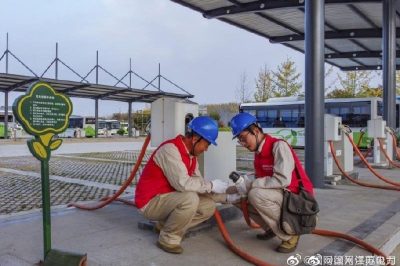 助力新能源汽車(chē)充電站可靠用電