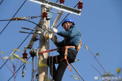 加快進(jìn)行10千伏021許崖線下楊灣臺區(qū)改造