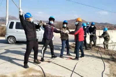 完成11.4千米線路安裝和負(fù)荷切割任務(wù)，優(yōu)化了電網(wǎng)結(jié)構(gòu)